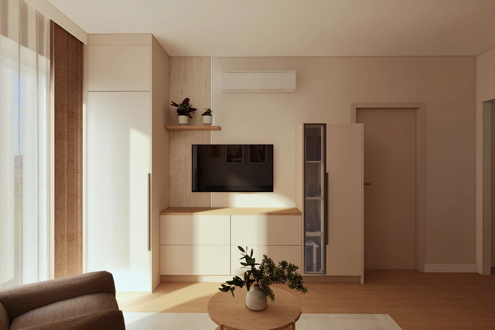 The living room TV wall from the front: on the left a floor-to-ceiling built-in cabinet, in the middle a narrow stone-effect wall panel with a wooden shelf, the TV beside it, below it a low cabinet with four fronts and a wooden top, on the right a dark-framed display cabinet with tinted glass doors and a tall cabinet, with a door beside it